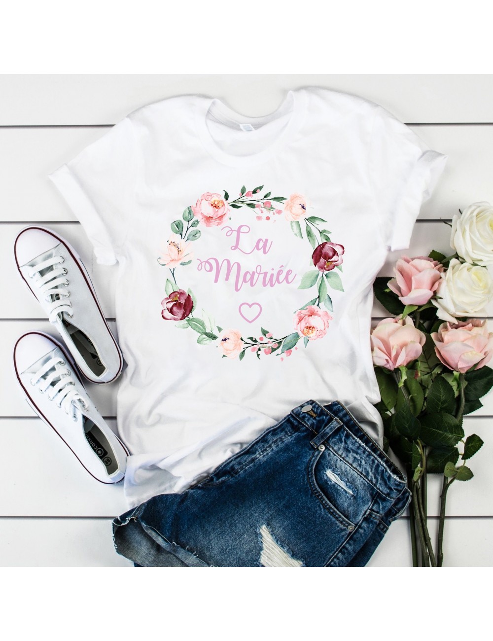 T-Shirt blanc pour femme La Mariée EVJF Couronne végétale de fleurs roses 19 